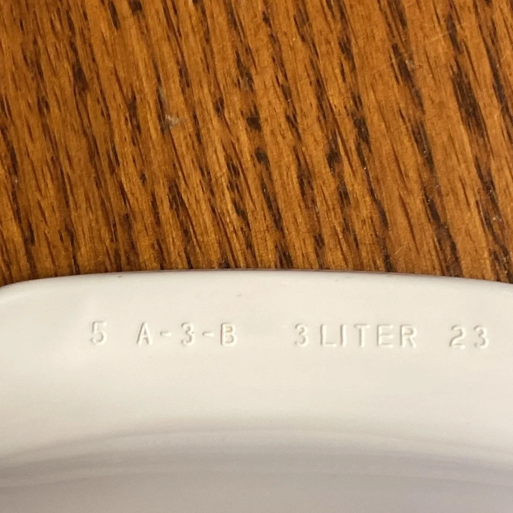 Corning Ware Spice of Life L’Echalote La Marjolaine 3 Qt. A-3-B Casserole Dish
